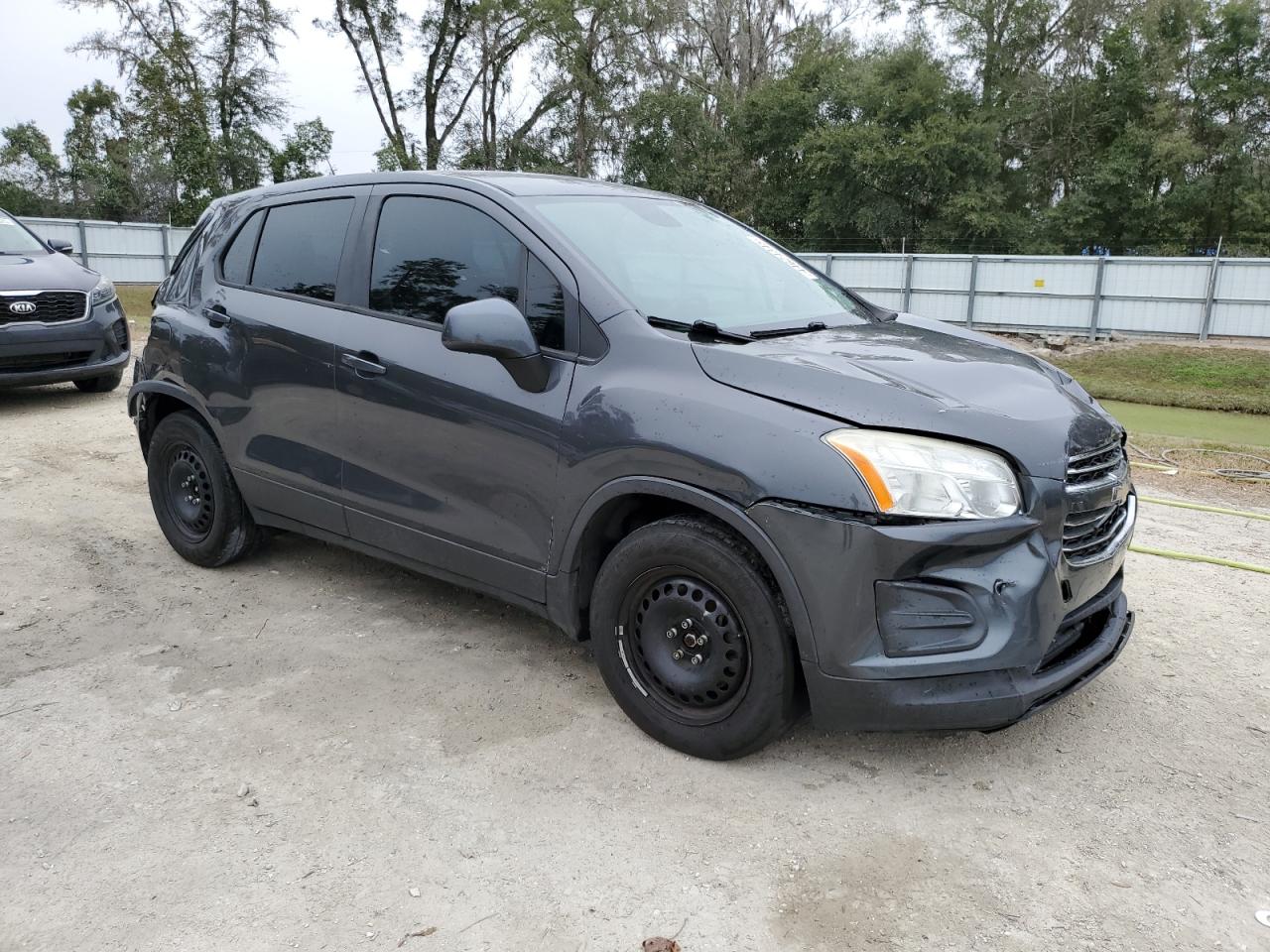 2016 Chevrolet Trax - Image 4