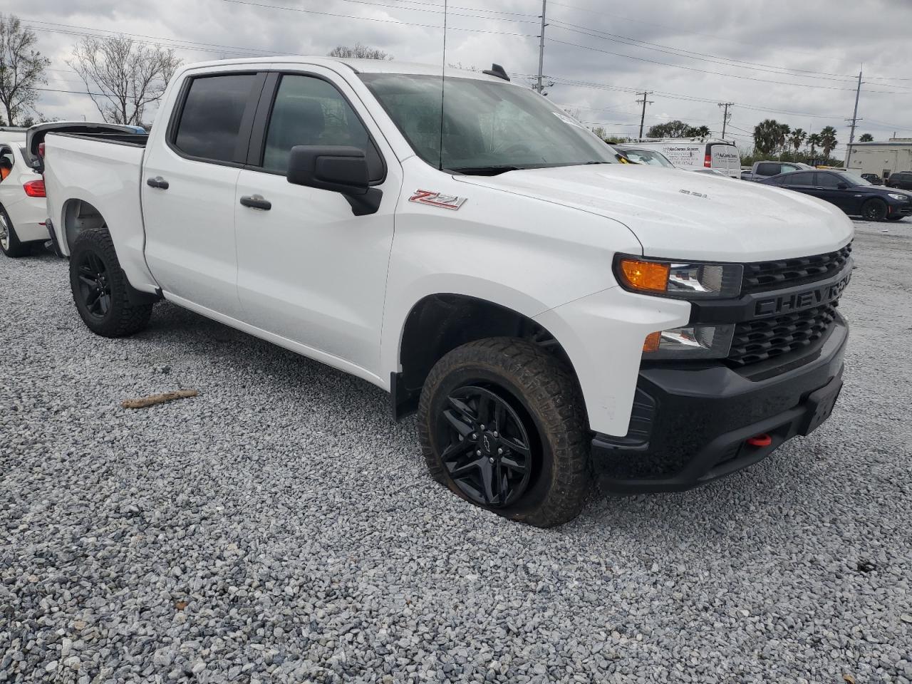 2022 Chevrolet Silverado - Image 4