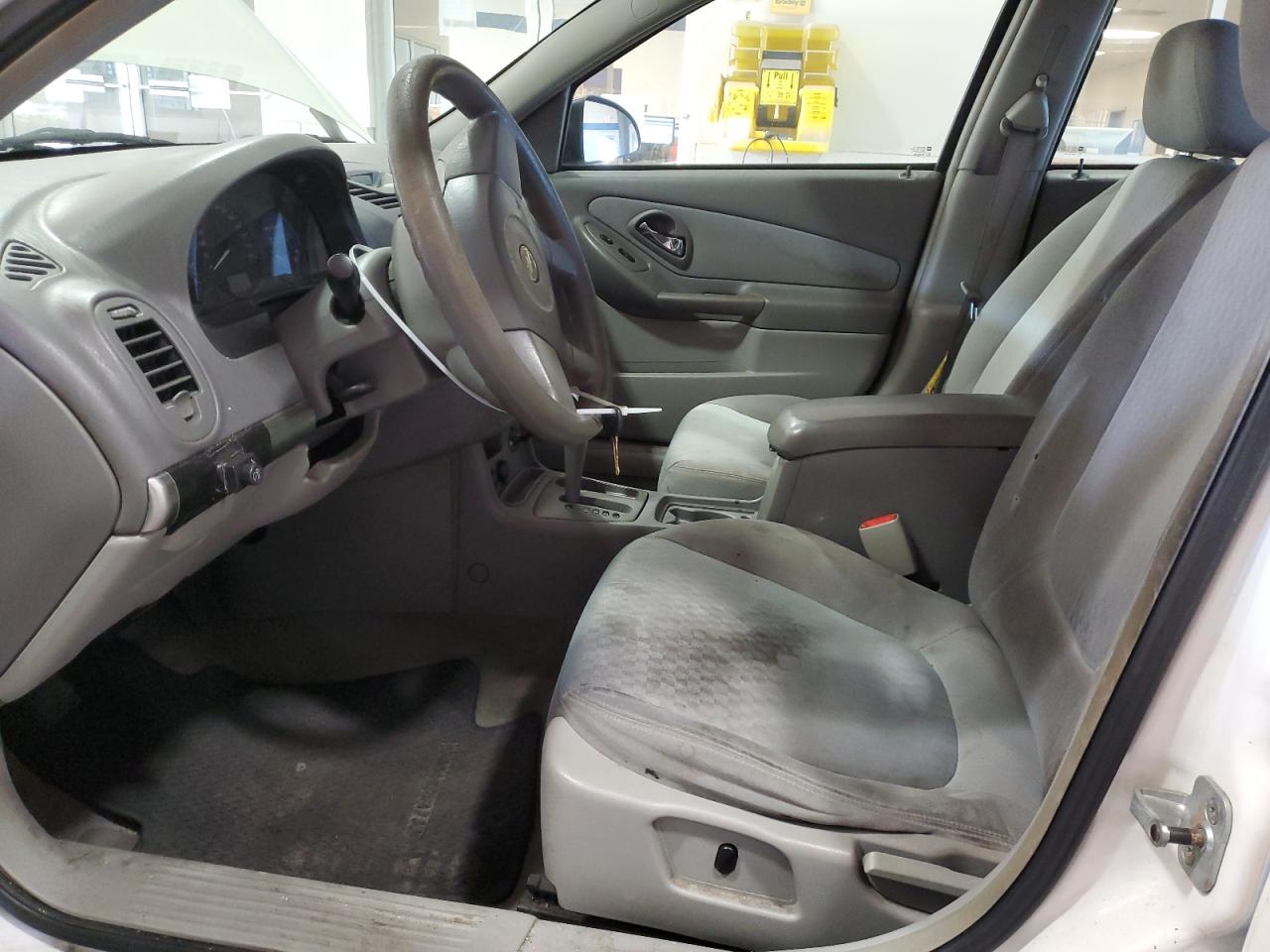2005 Chevrolet Malibu - Image 7