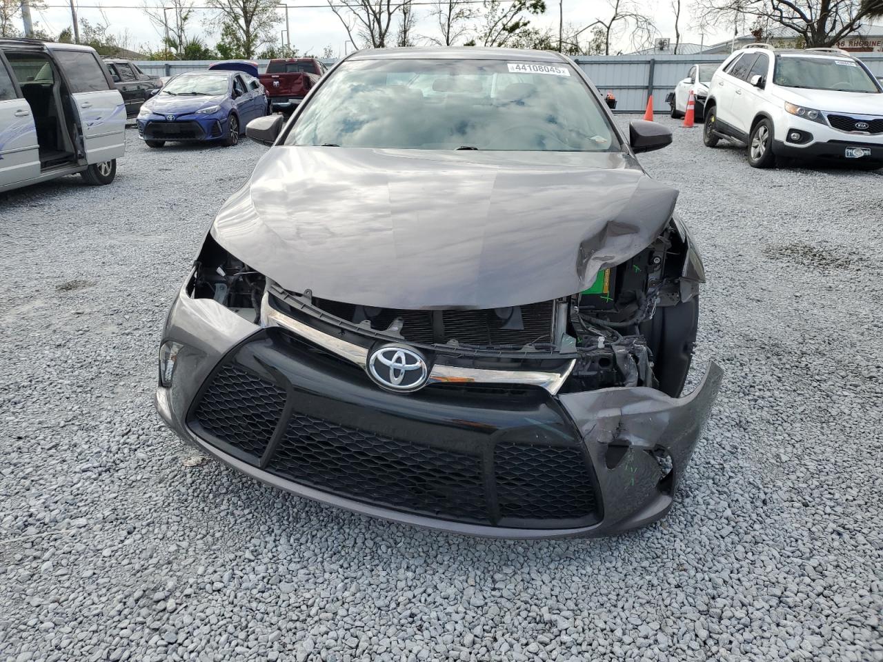 2015 Toyota Camry - Image 5