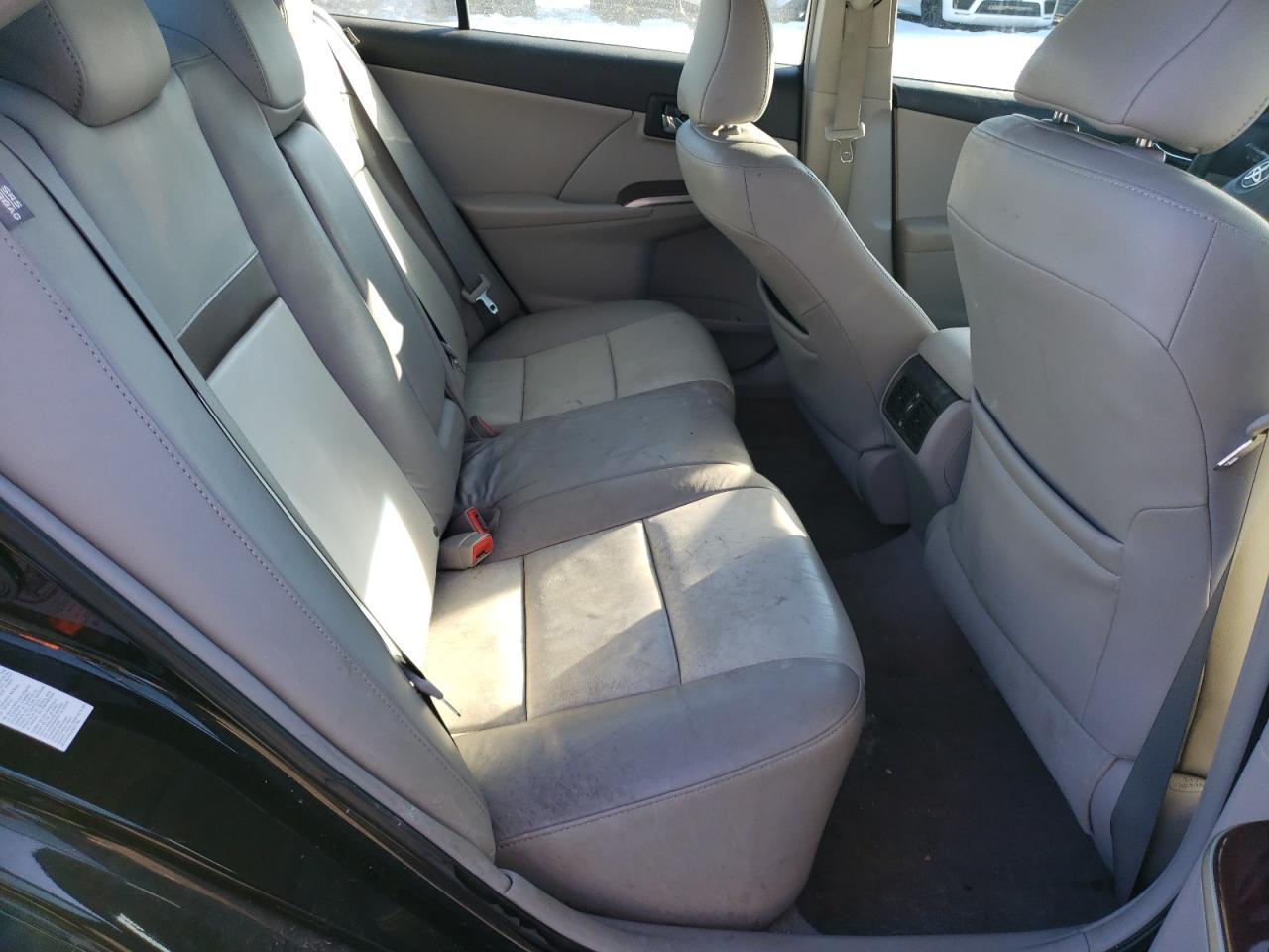 2012 Toyota Camry - Image 10