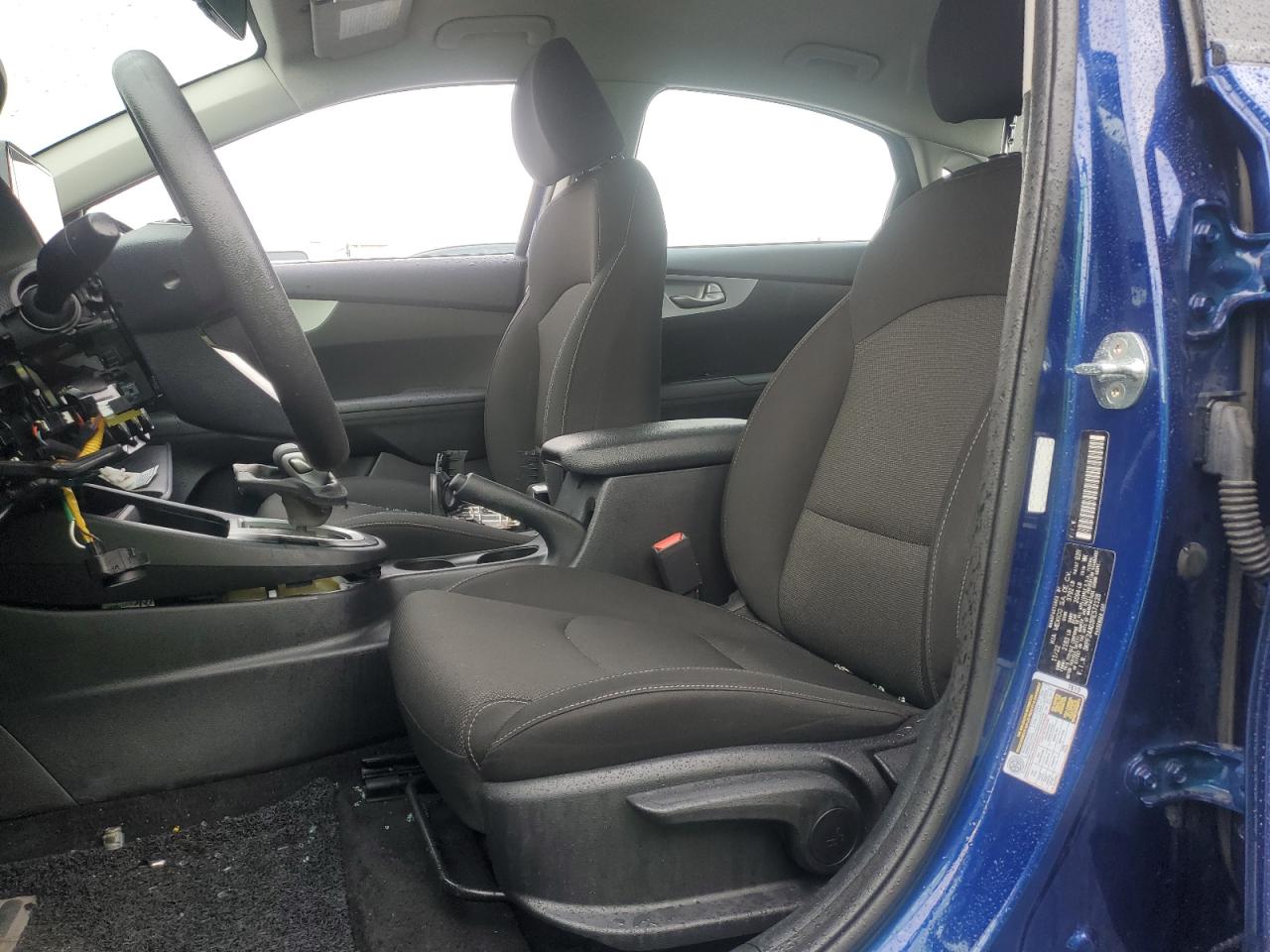2023 Kia Forte - Image 7