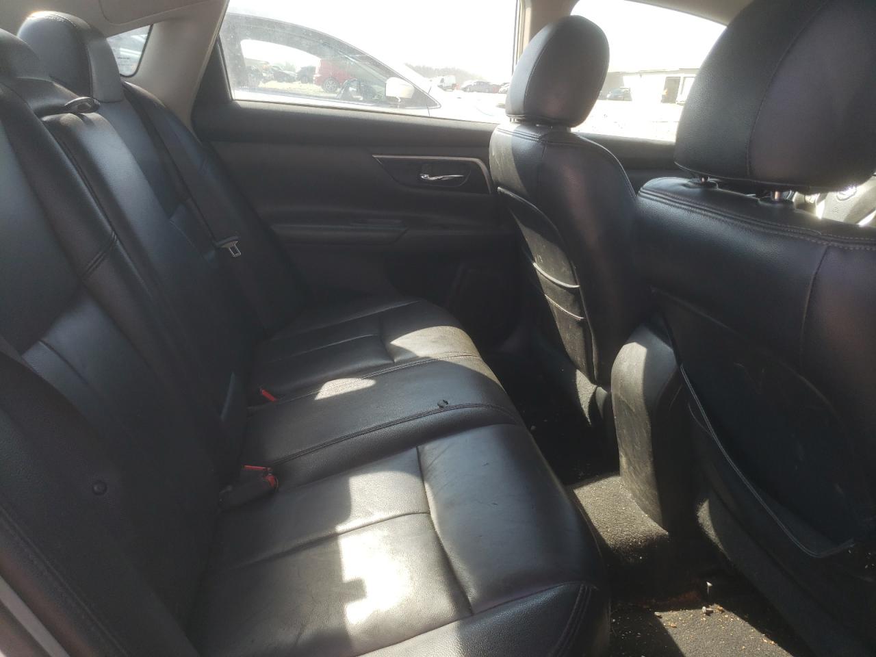2013 Nissan Altima - Image 10
