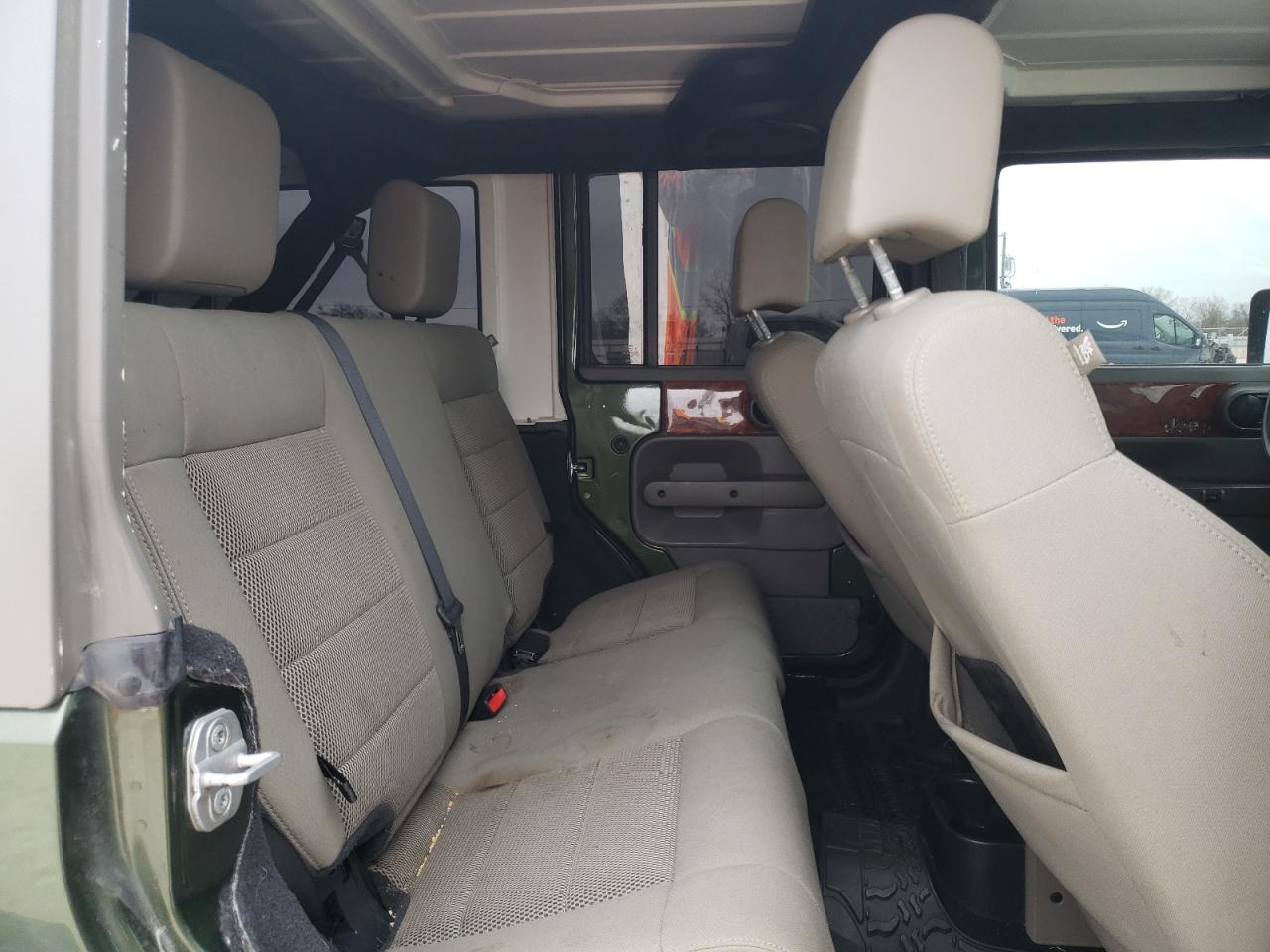 2009 Jeep Wrangler - Image 11