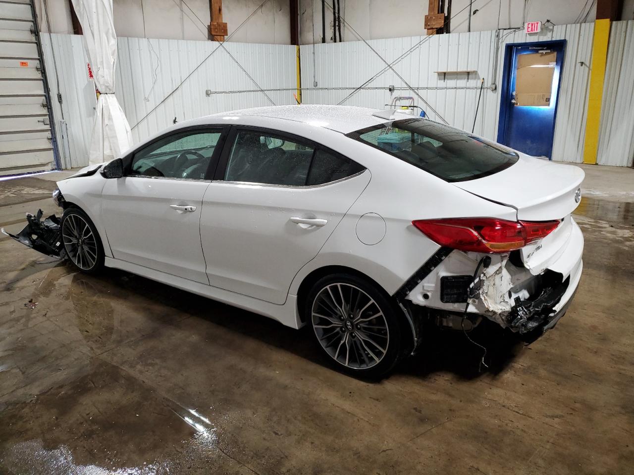 2017 Hyundai Elantra - Image 2