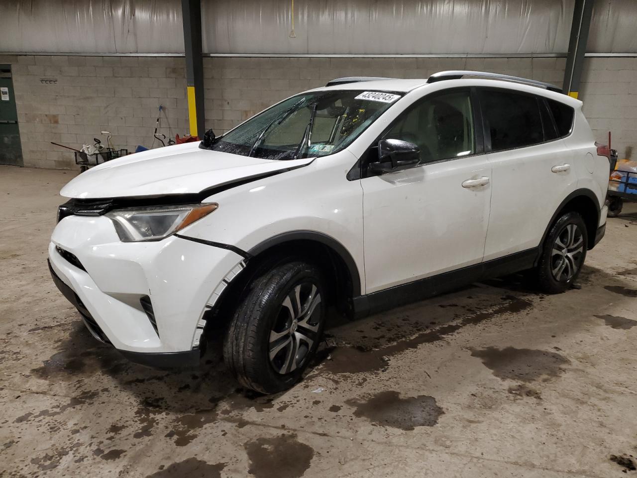 2017 Toyota RAV 4 - Image 1