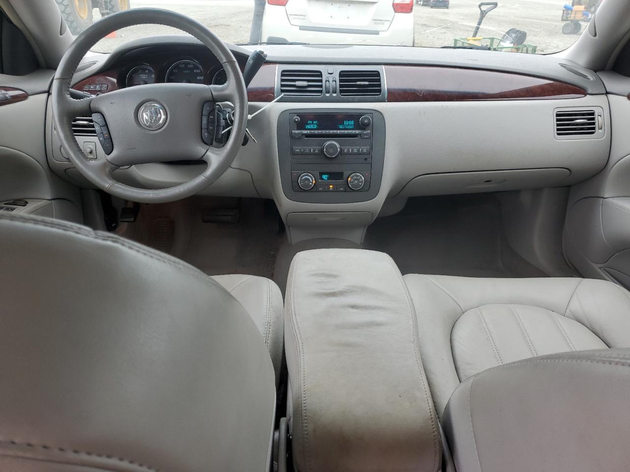 2009 Buick Lucerne - Image 8