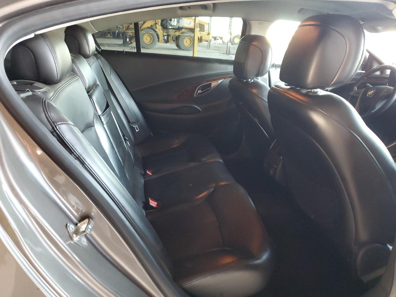 2011 Buick LaCrosse - Image 10