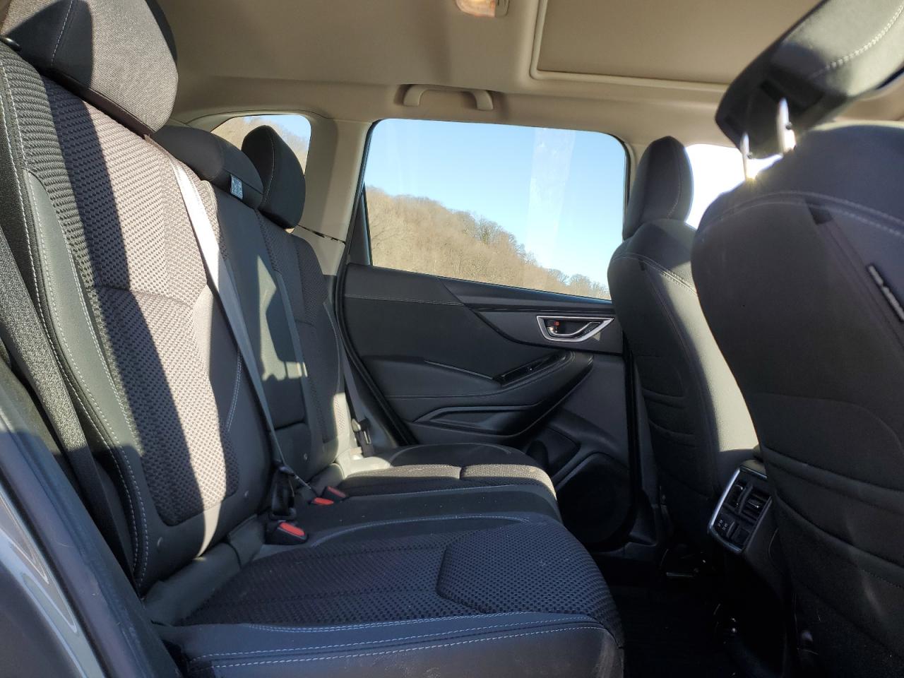 2020 Subaru Forester - Image 11