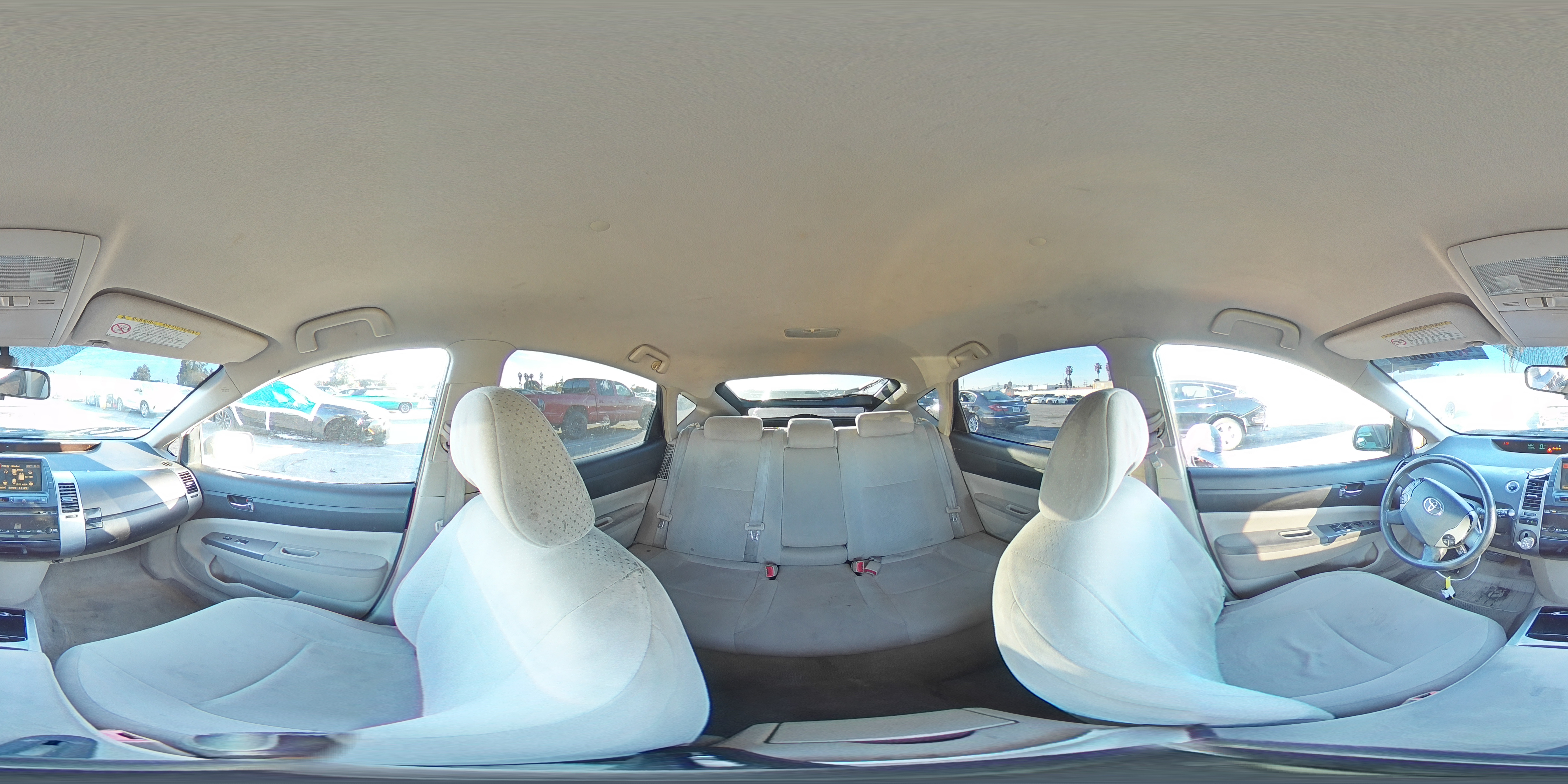 2005 Toyota Prius - Image 13