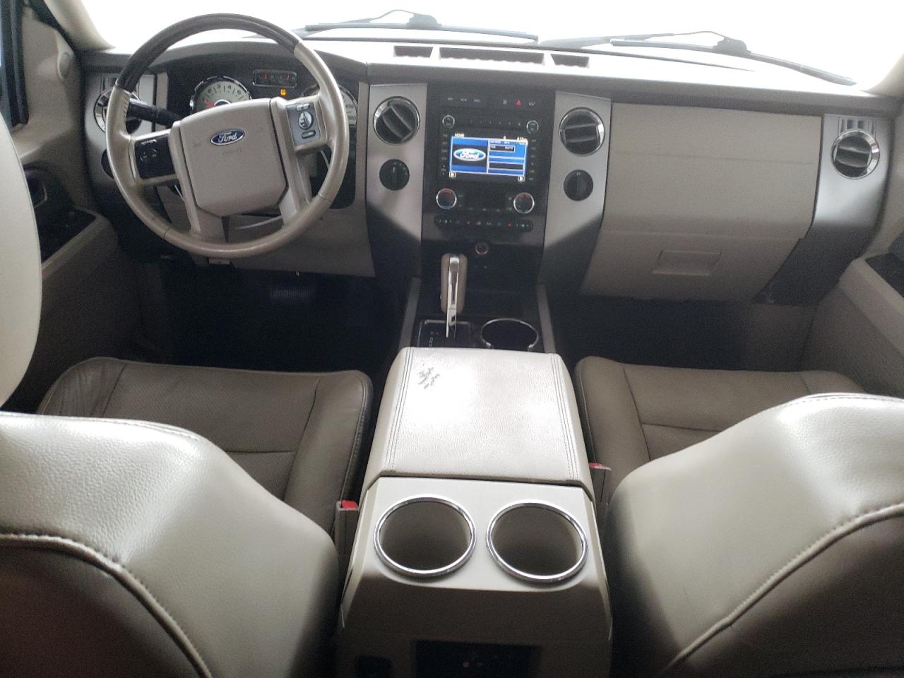 2013 Ford Expedition - Image 8