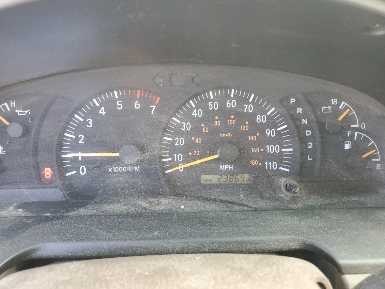 2000 Toyota Tundra - Image 9