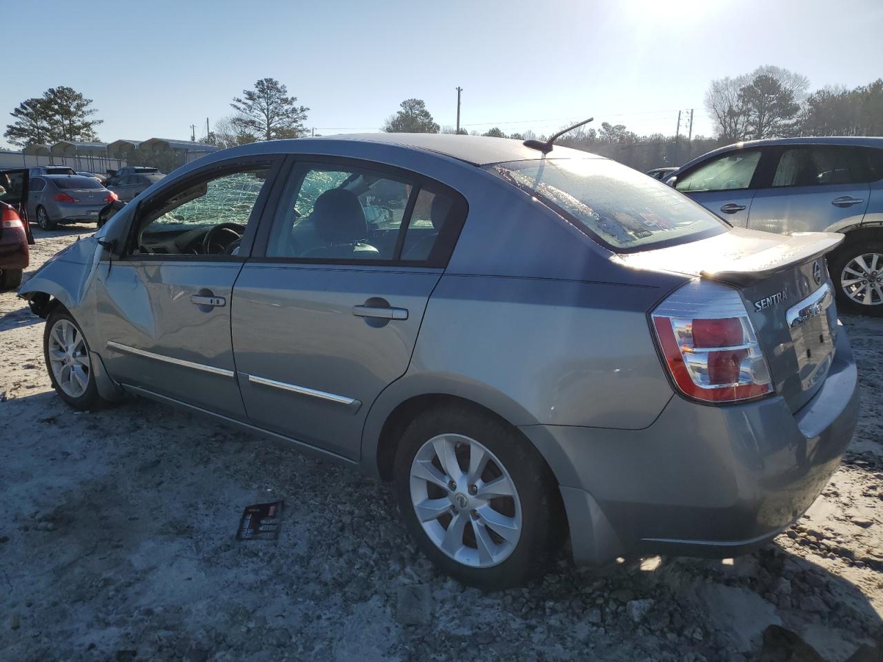 2012 Nissan Sentra - Image 2