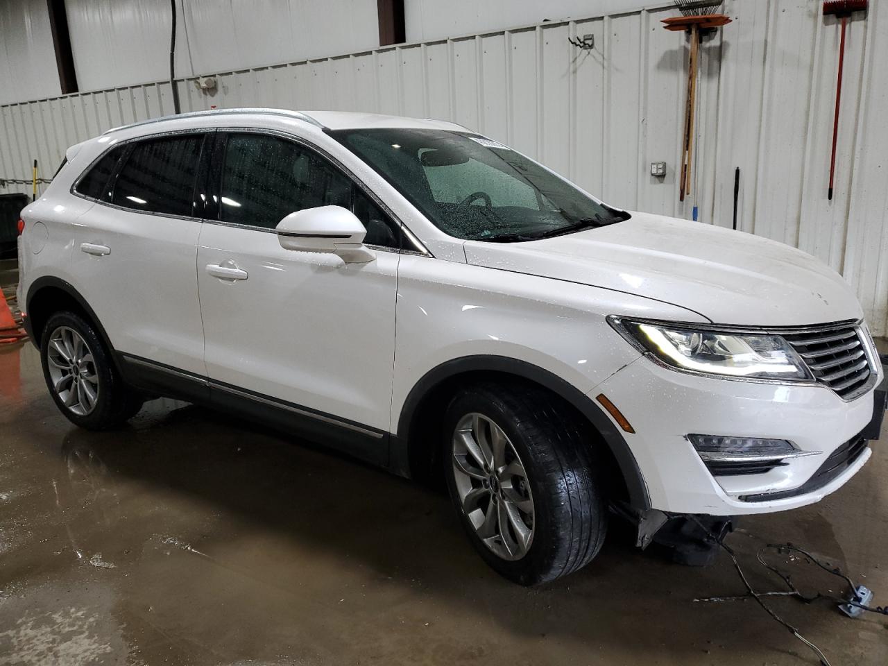 2017 Lincoln MKC - Image 4