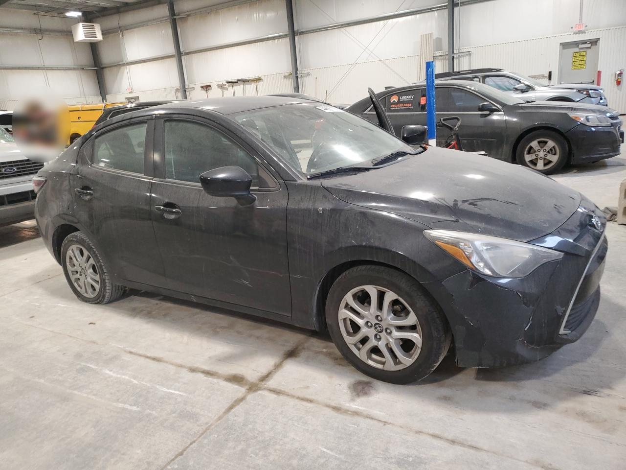 2017 Toyota Yaris - Image 4