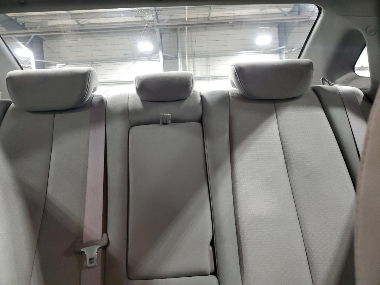 2009 Hyundai Elantra - Image 10