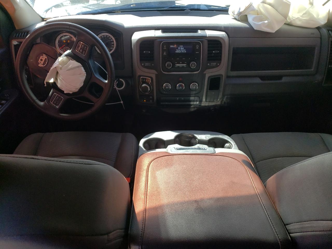 2016 RAM 1500 - Image 8