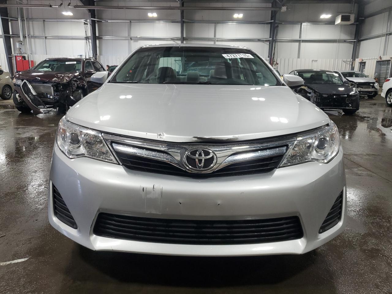 2012 Toyota Camry - Image 5