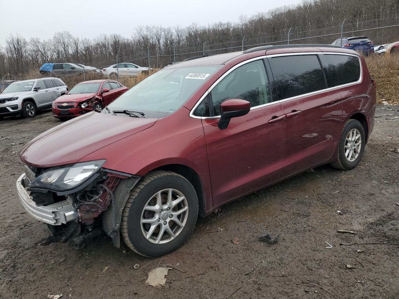 2020 Chrysler Voyager - Image 1