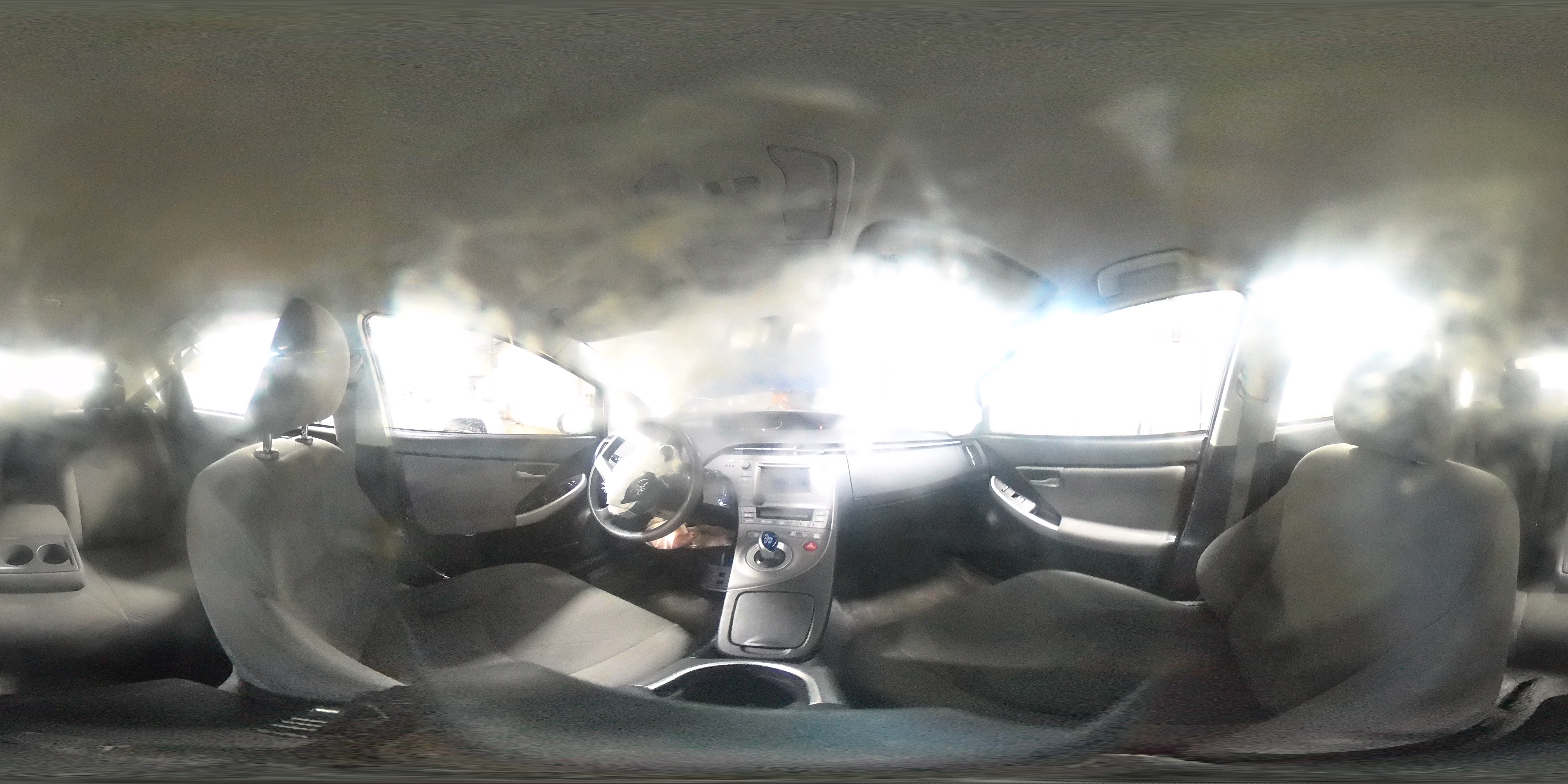 2012 Toyota Prius - Image 14