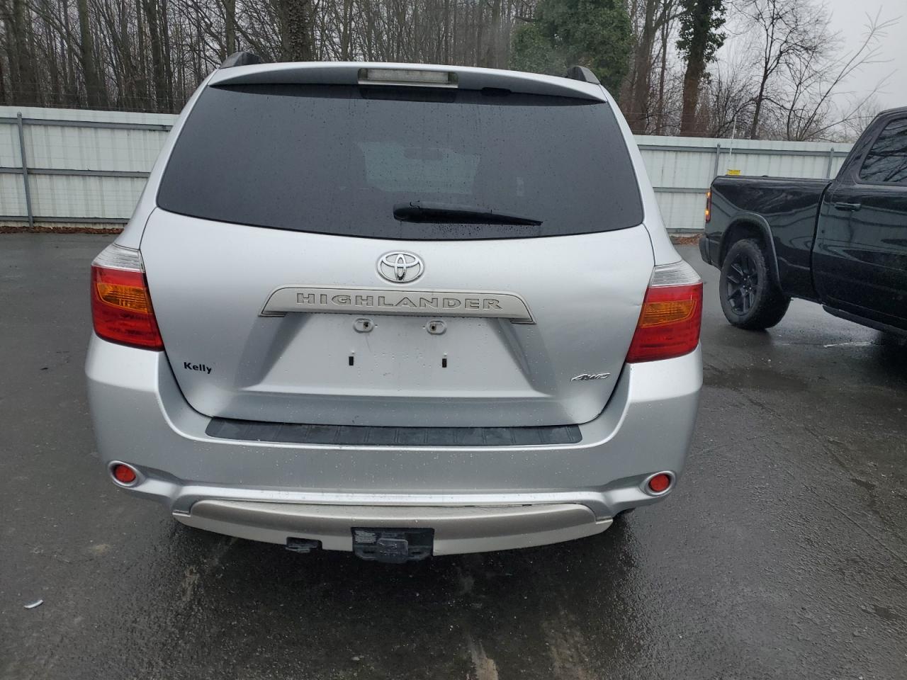 2010 Toyota Highlander - Image 6