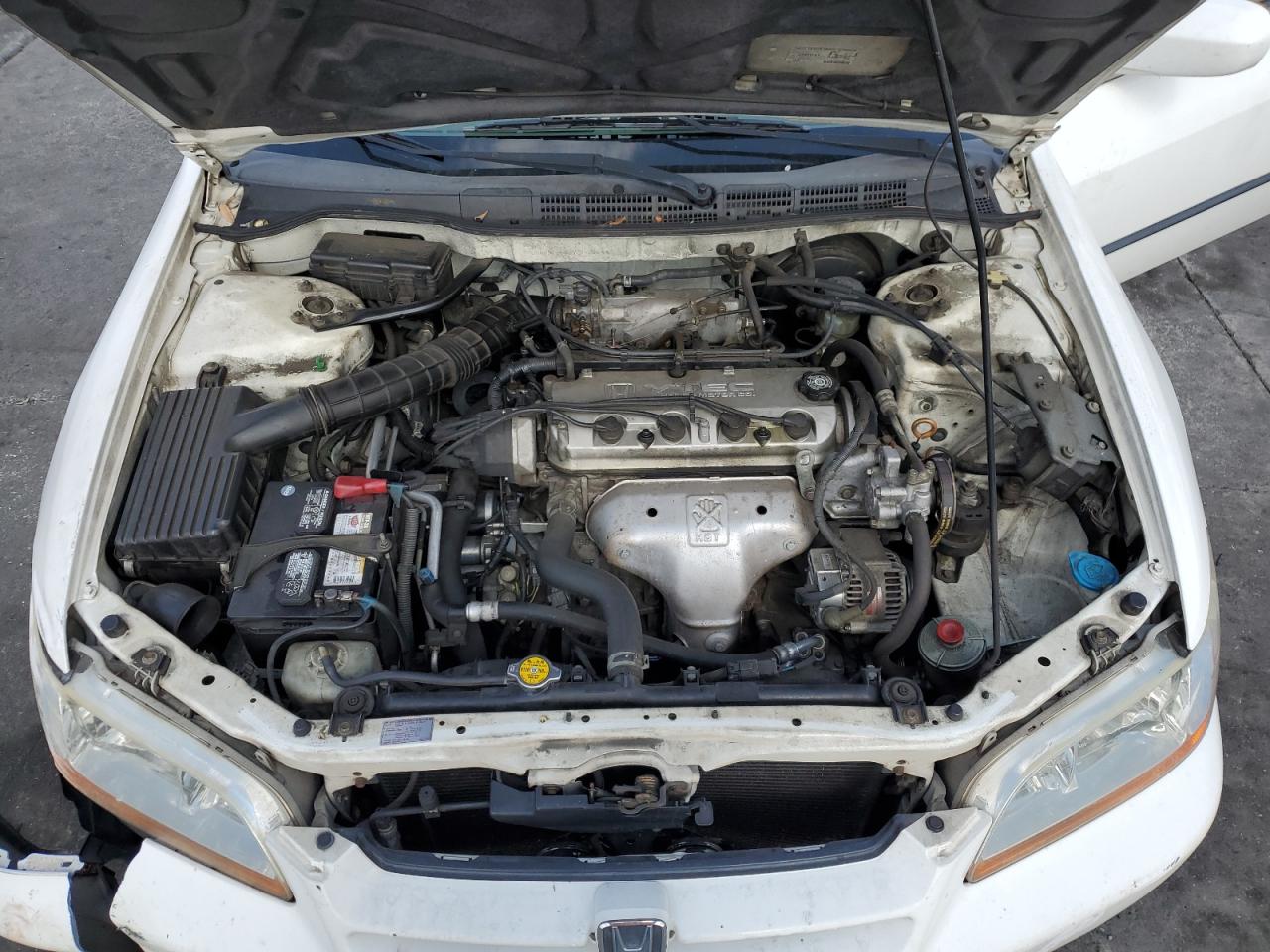 2000 Honda Accord - Image 12