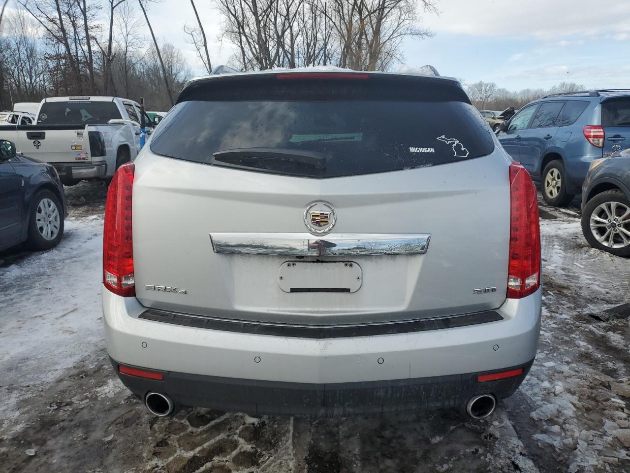 2015 Cadillac SRX - Image 6