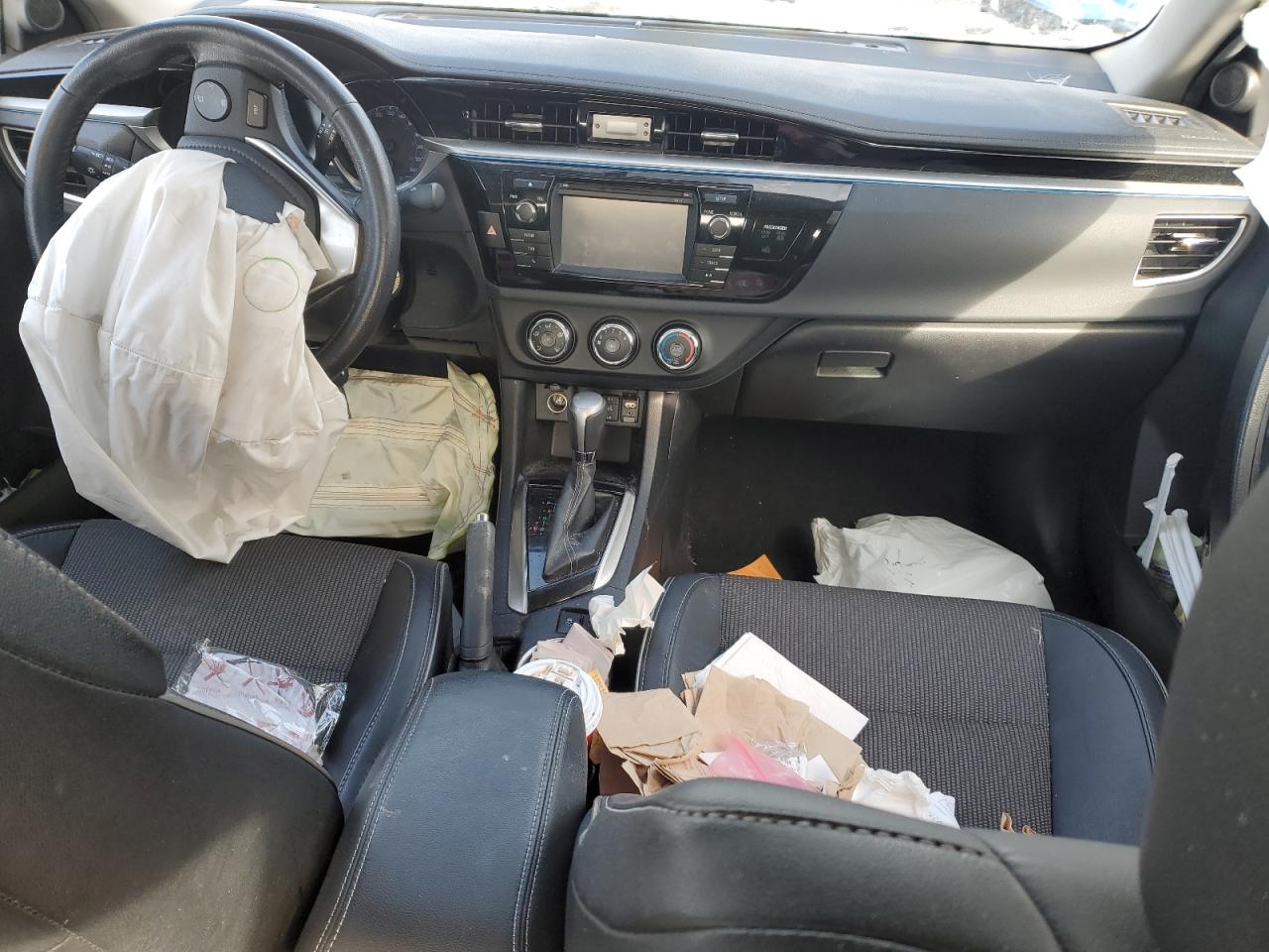 2015 Toyota Corolla - Image 8