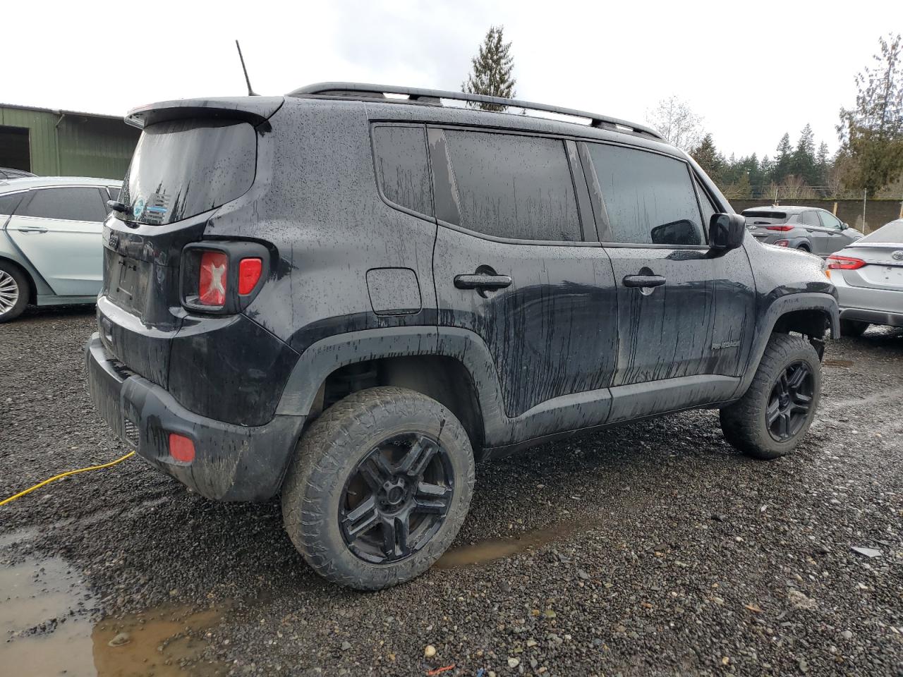 2018 Jeep Renegade - Image 3
