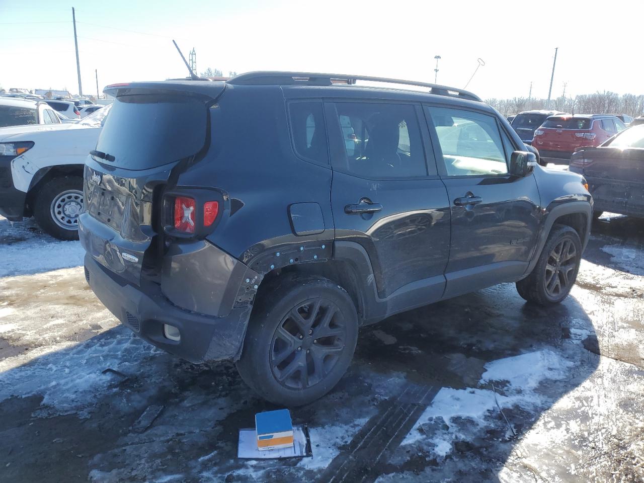 2016 Jeep Renegade - Image 3