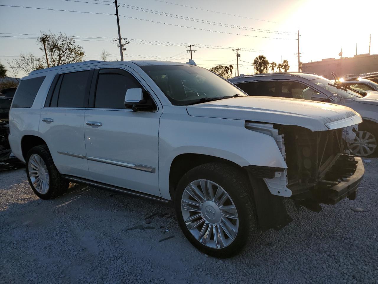 2018 Cadillac Escalade - Image 4