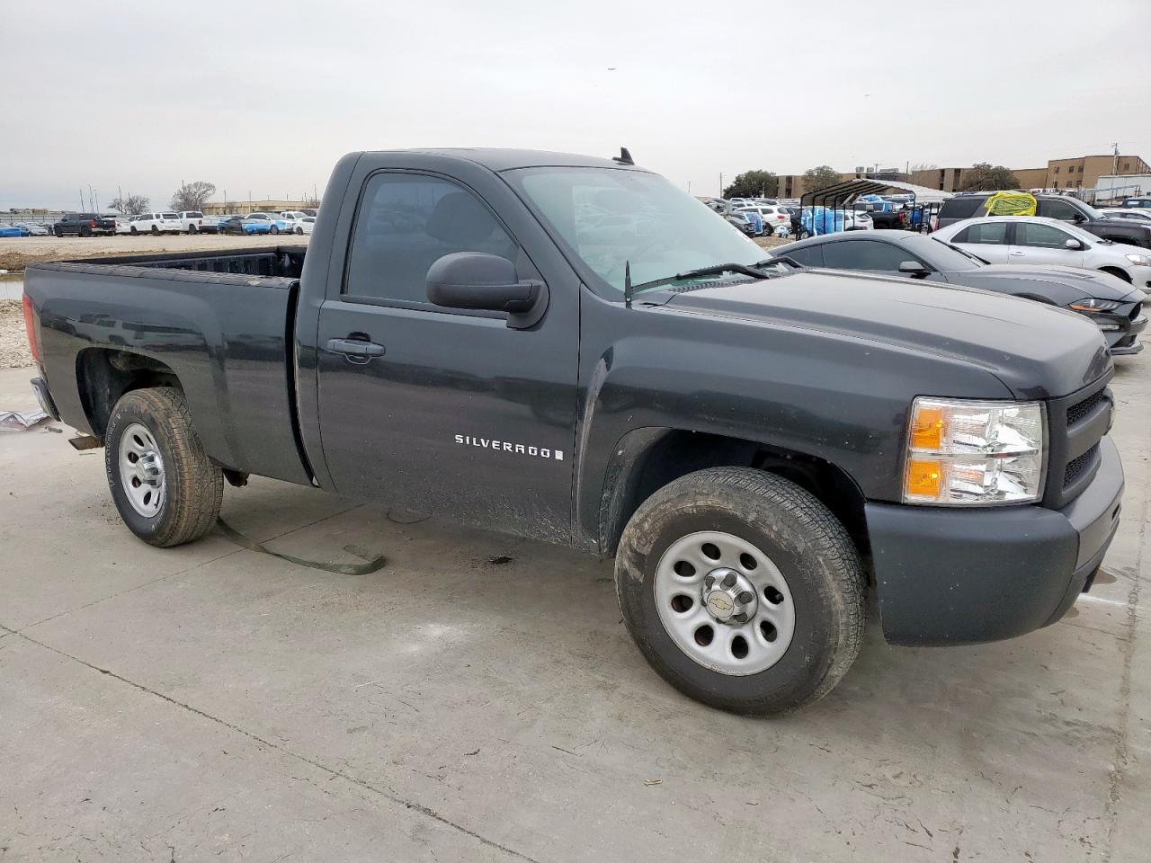 2009 Chevrolet Silverado - Image 4