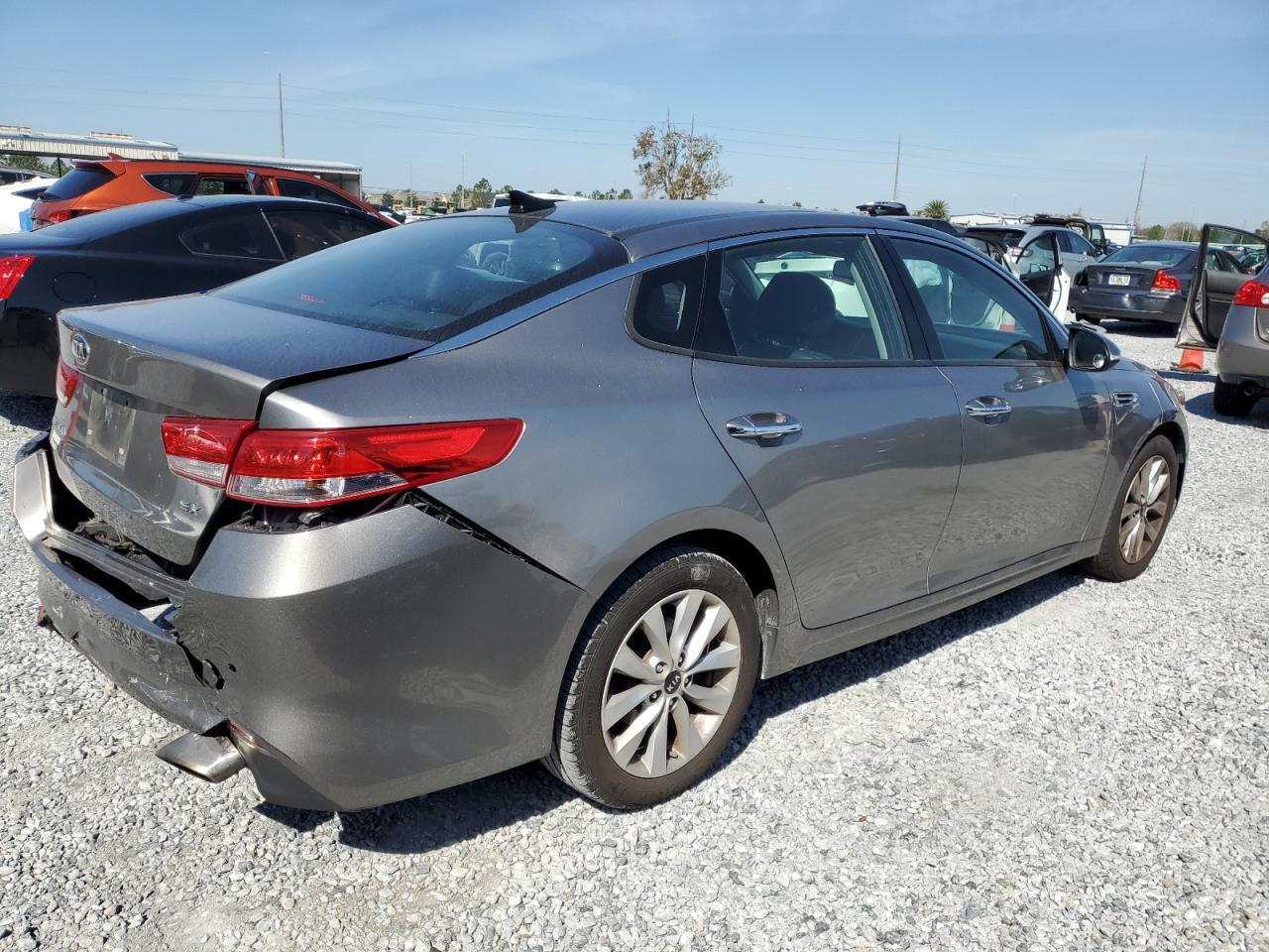 2018 Kia Optima - Image 3