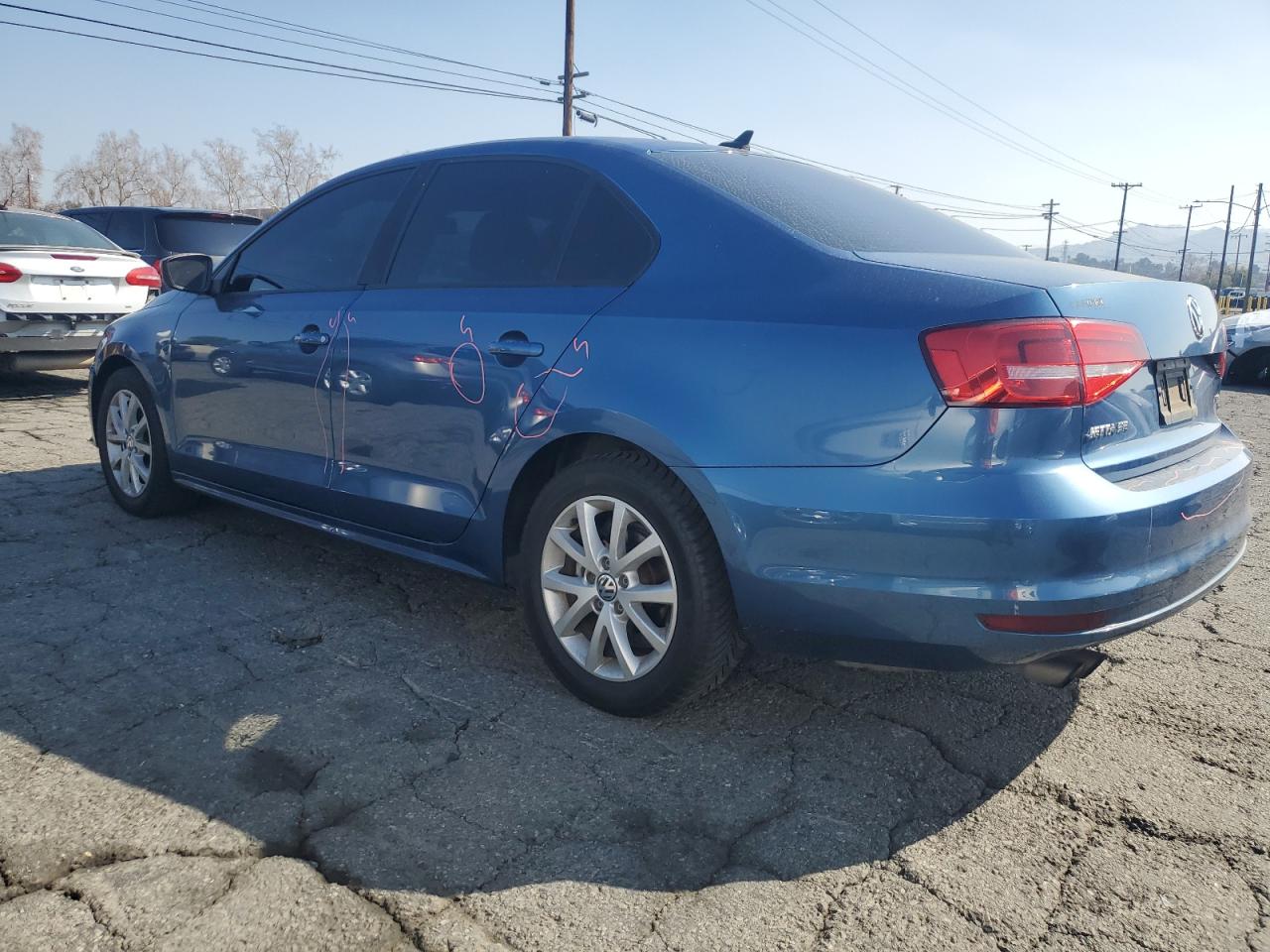 2015 Volkswagen Jetta - Image 2