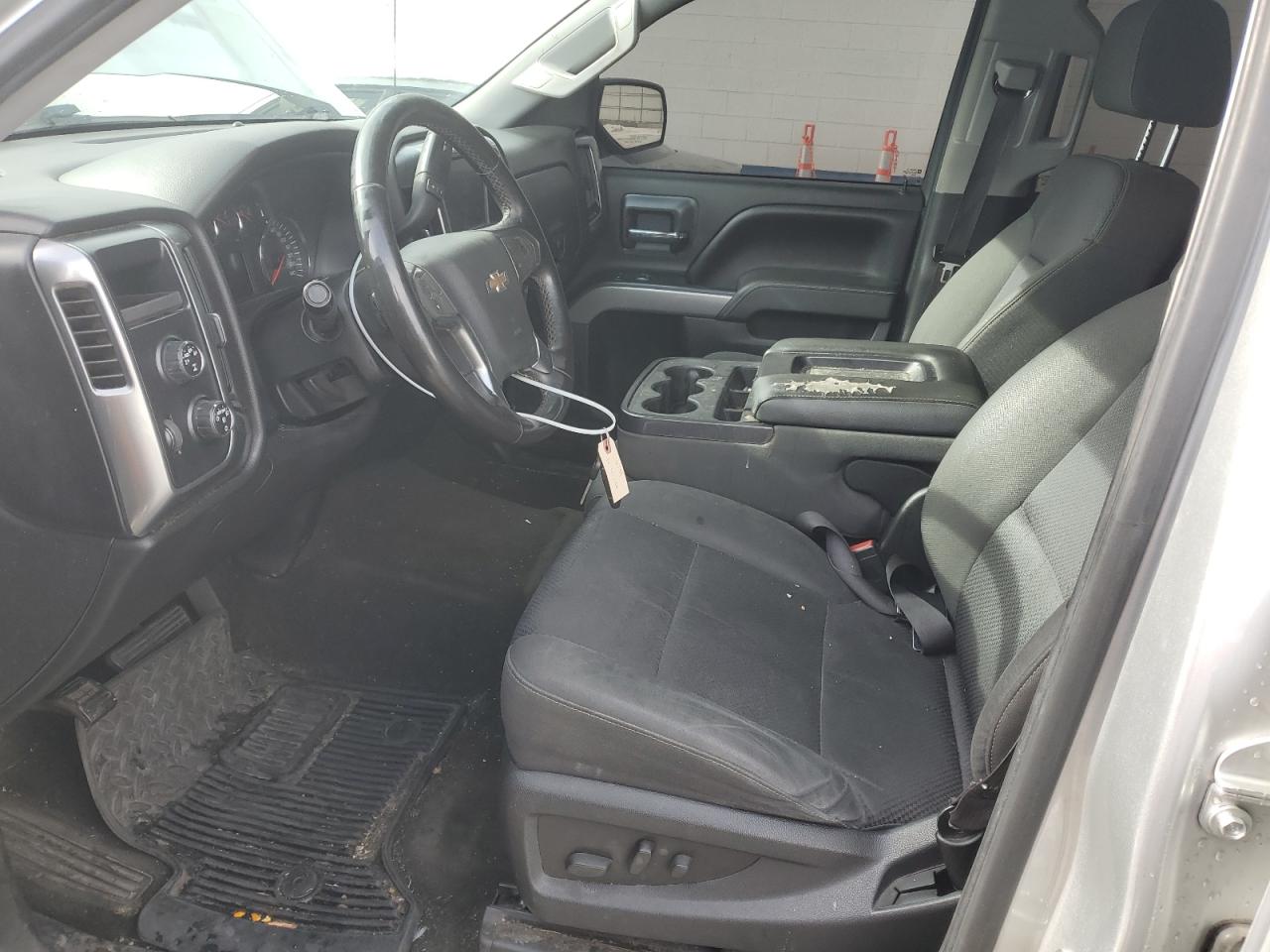 2014 Chevrolet Silverado - Image 7