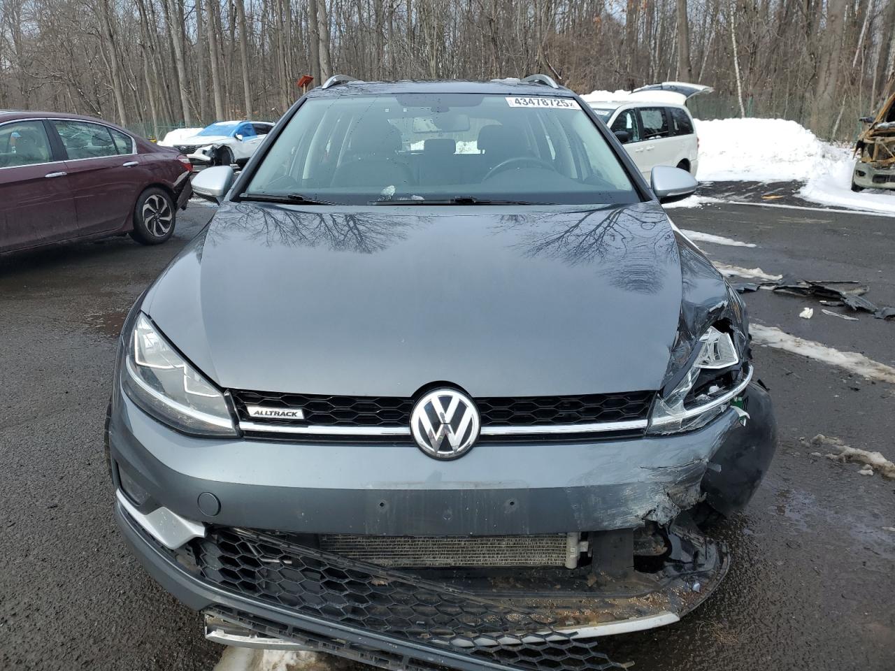 2019 Volkswagen Golf - Image 5