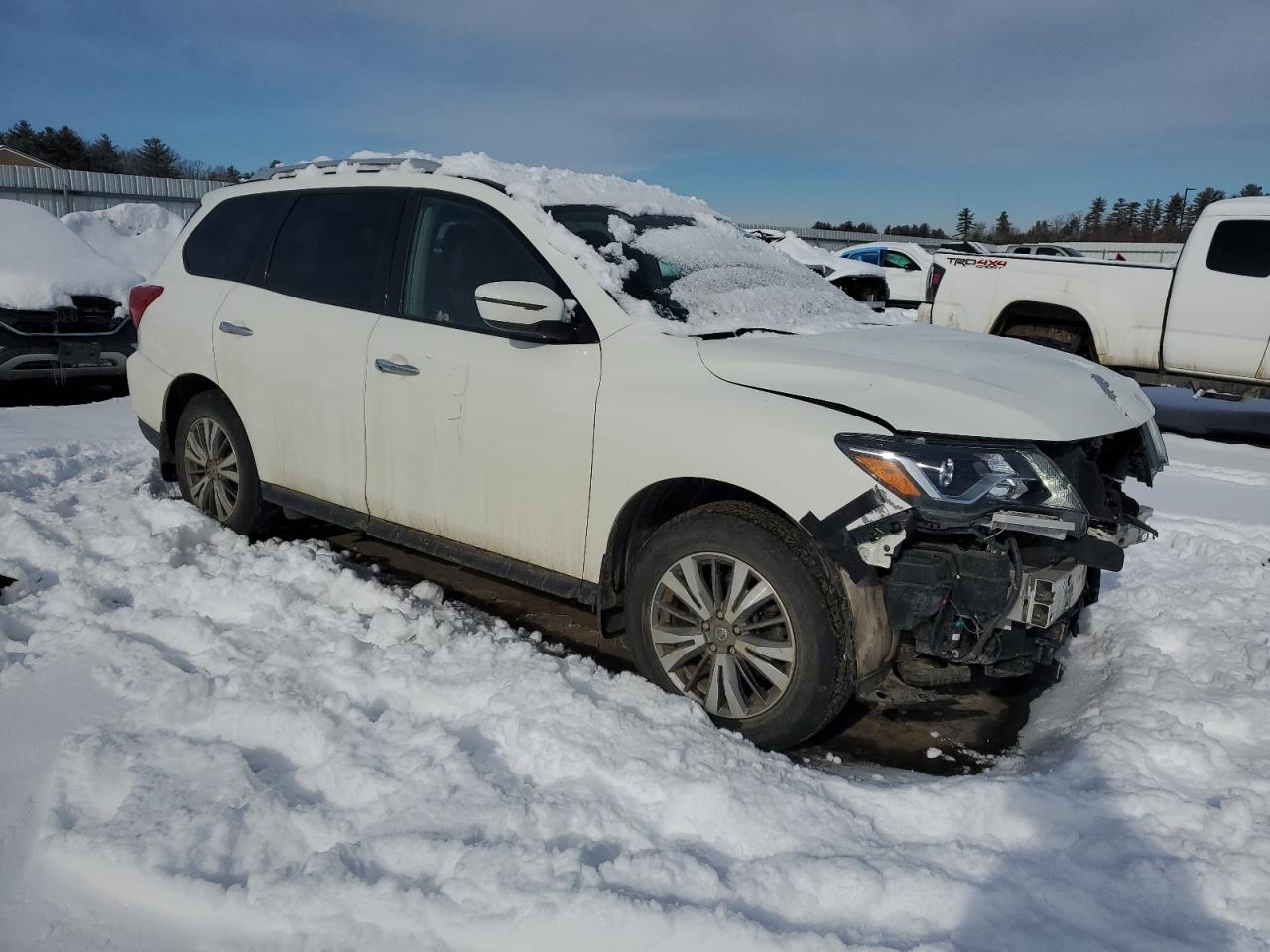 2020 Nissan Pathfinder - Image 4