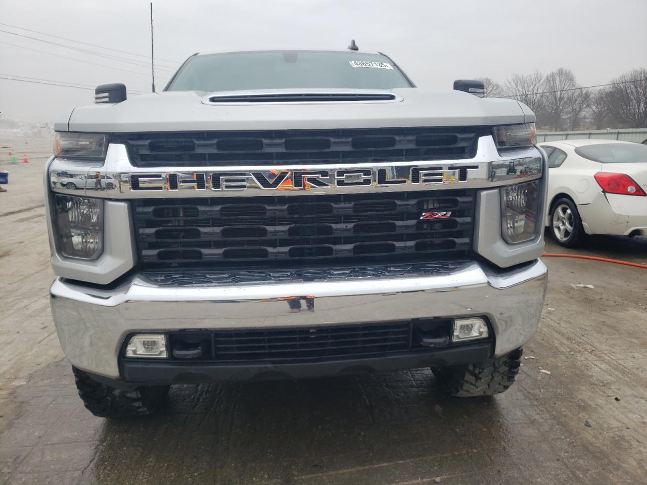 2020 Chevrolet Silverado - Image 5