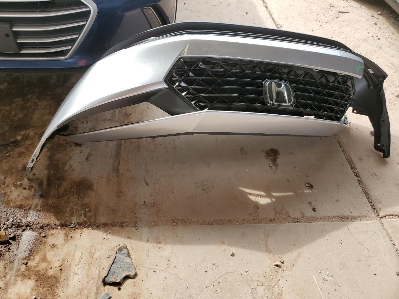 2024 Honda Accord - Image 12