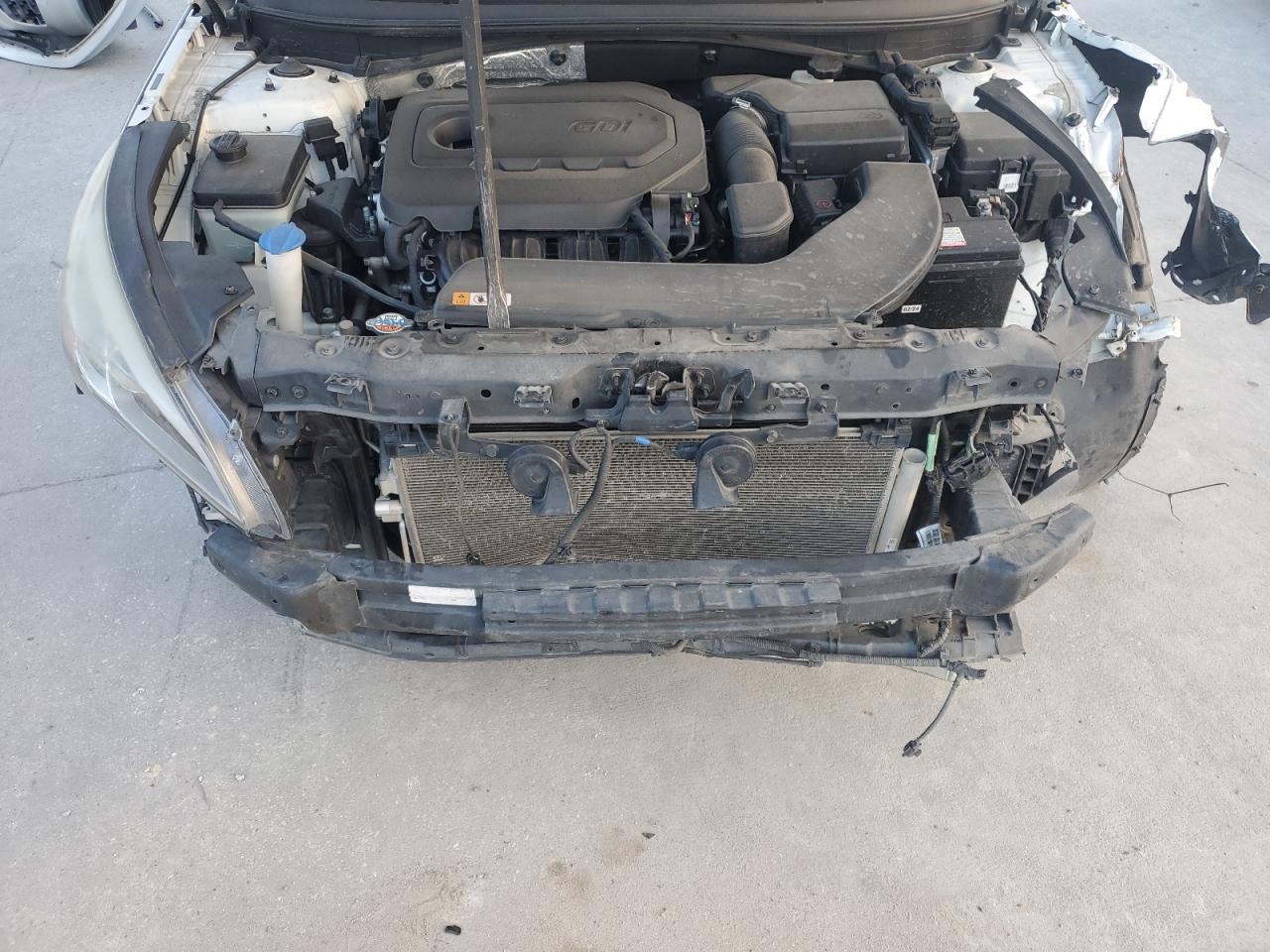 2015 Hyundai Sonata - Image 11