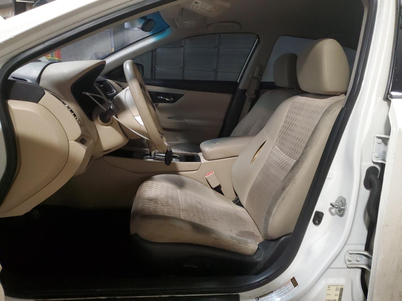 2016 Nissan Altima - Image 7