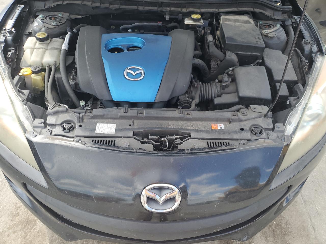 2012 Mazda 3 - Image 11