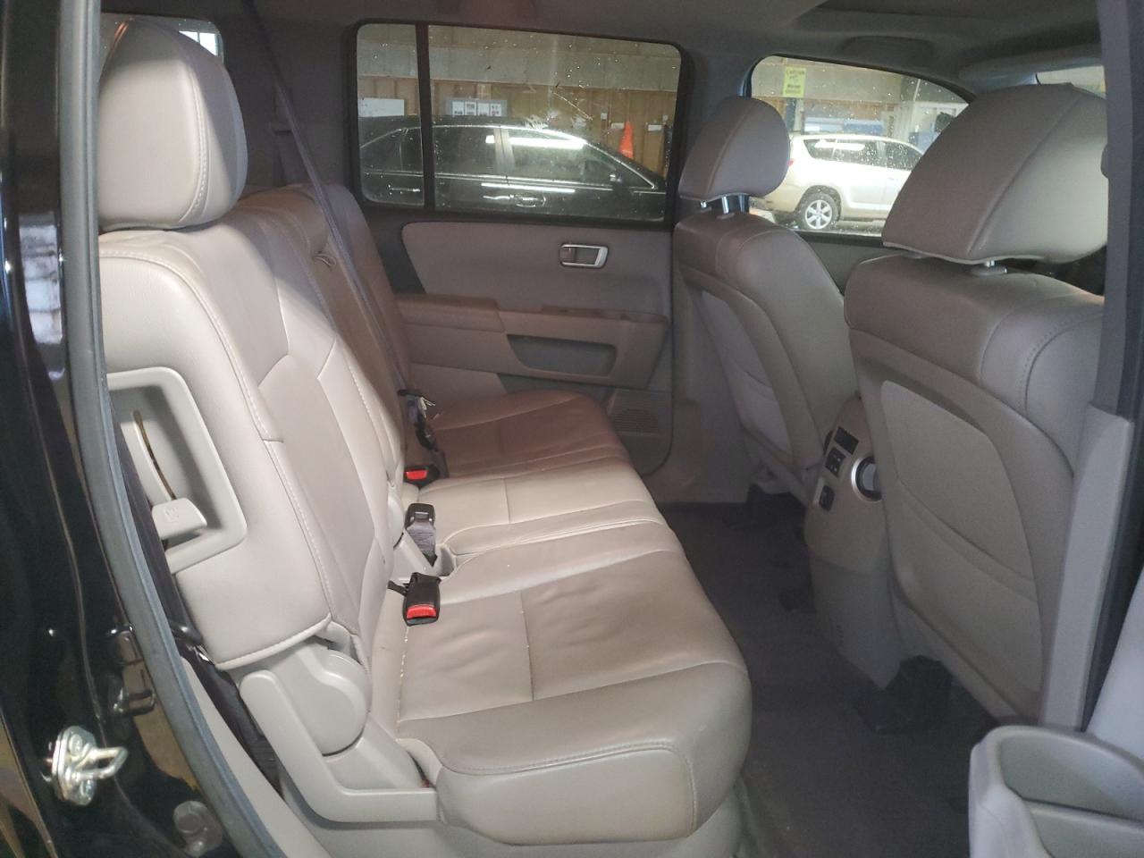 2013 Honda Pilot - Image 12