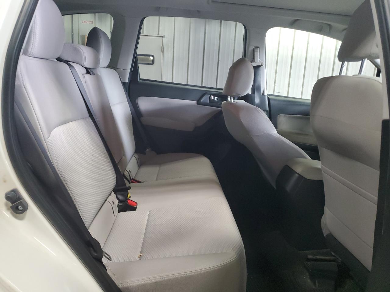 2015 Subaru Forester - Image 11