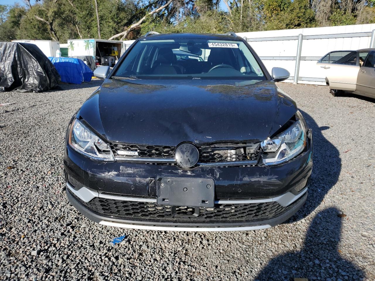 2017 Volkswagen Golf - Image 5