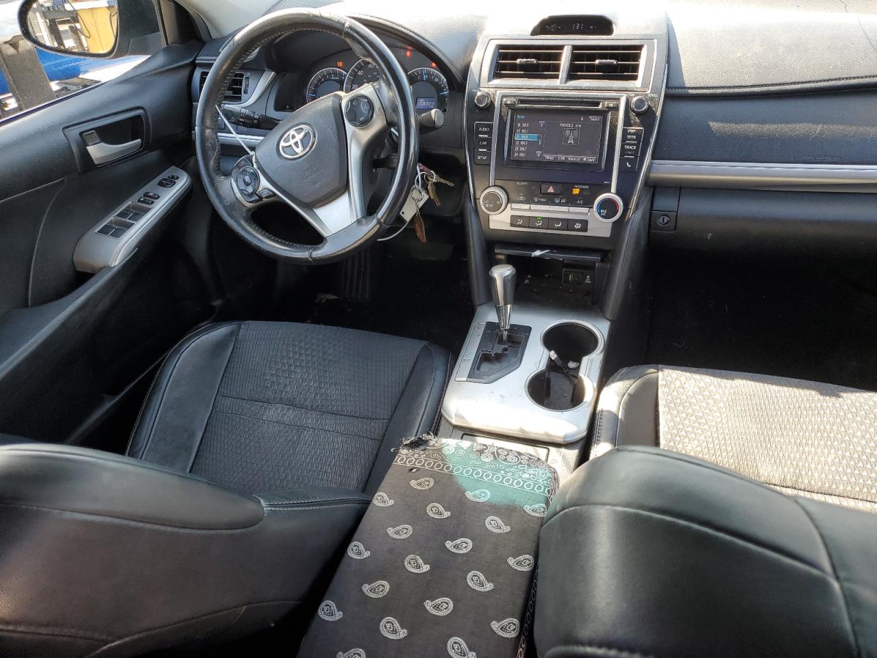 2014 Toyota Camry - Image 8