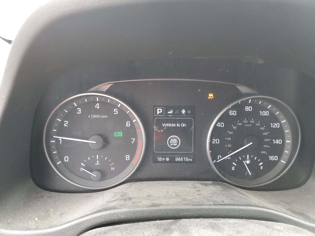 2017 Hyundai Elantra - Image 9