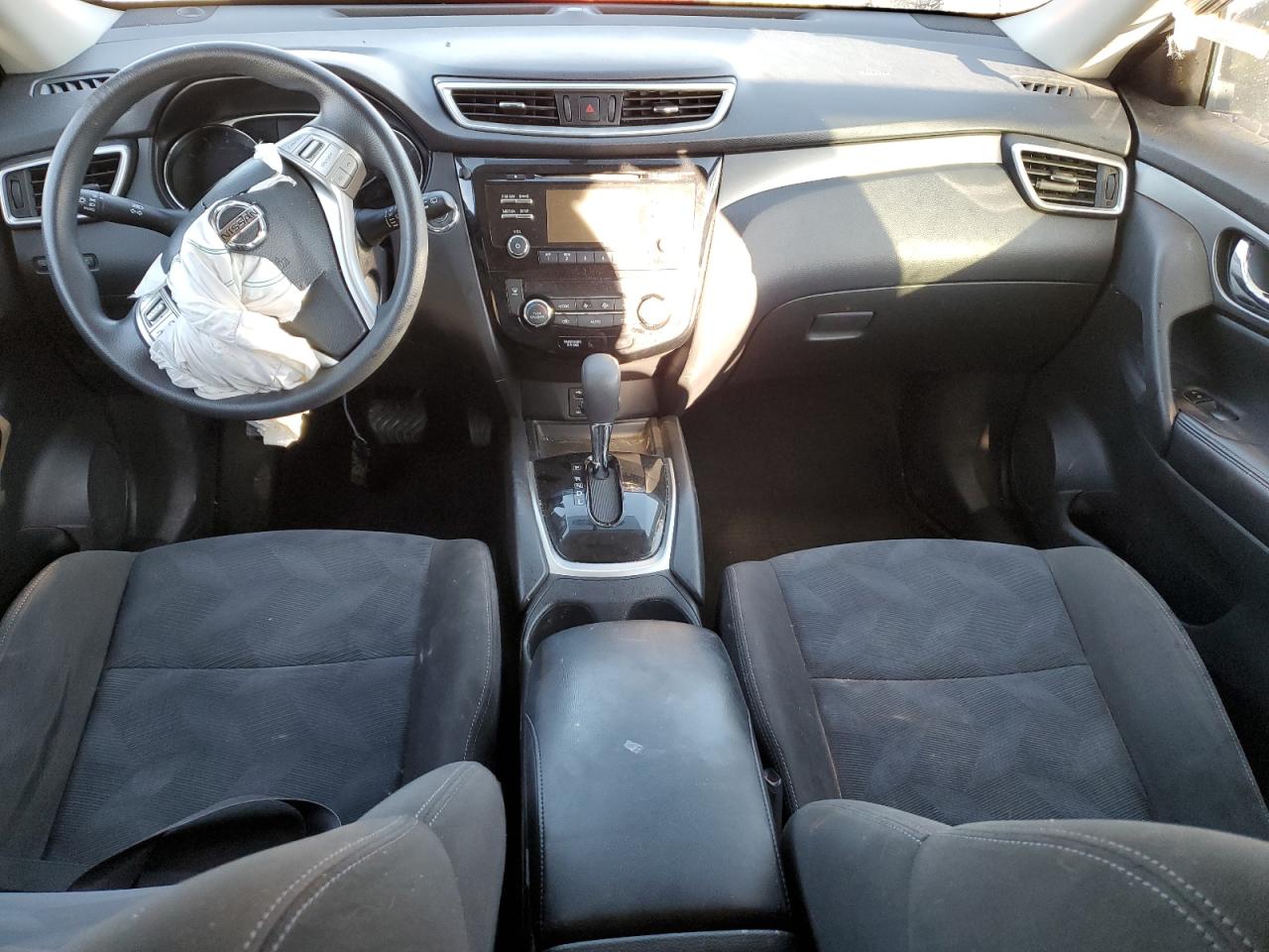 2015 Nissan Rogue - Image 8