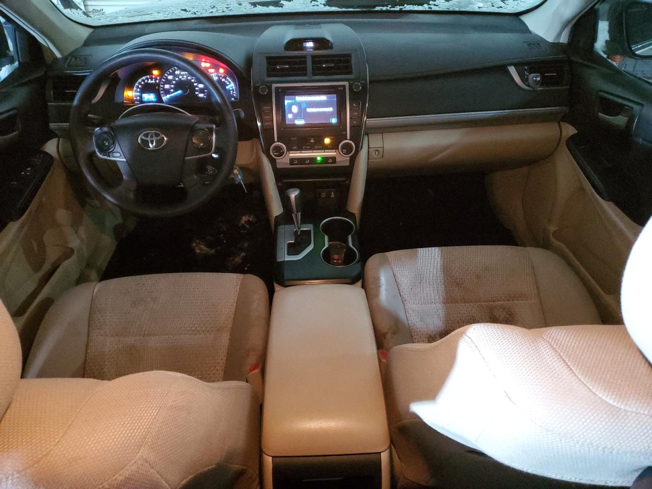 2014 Toyota Camry - Image 8