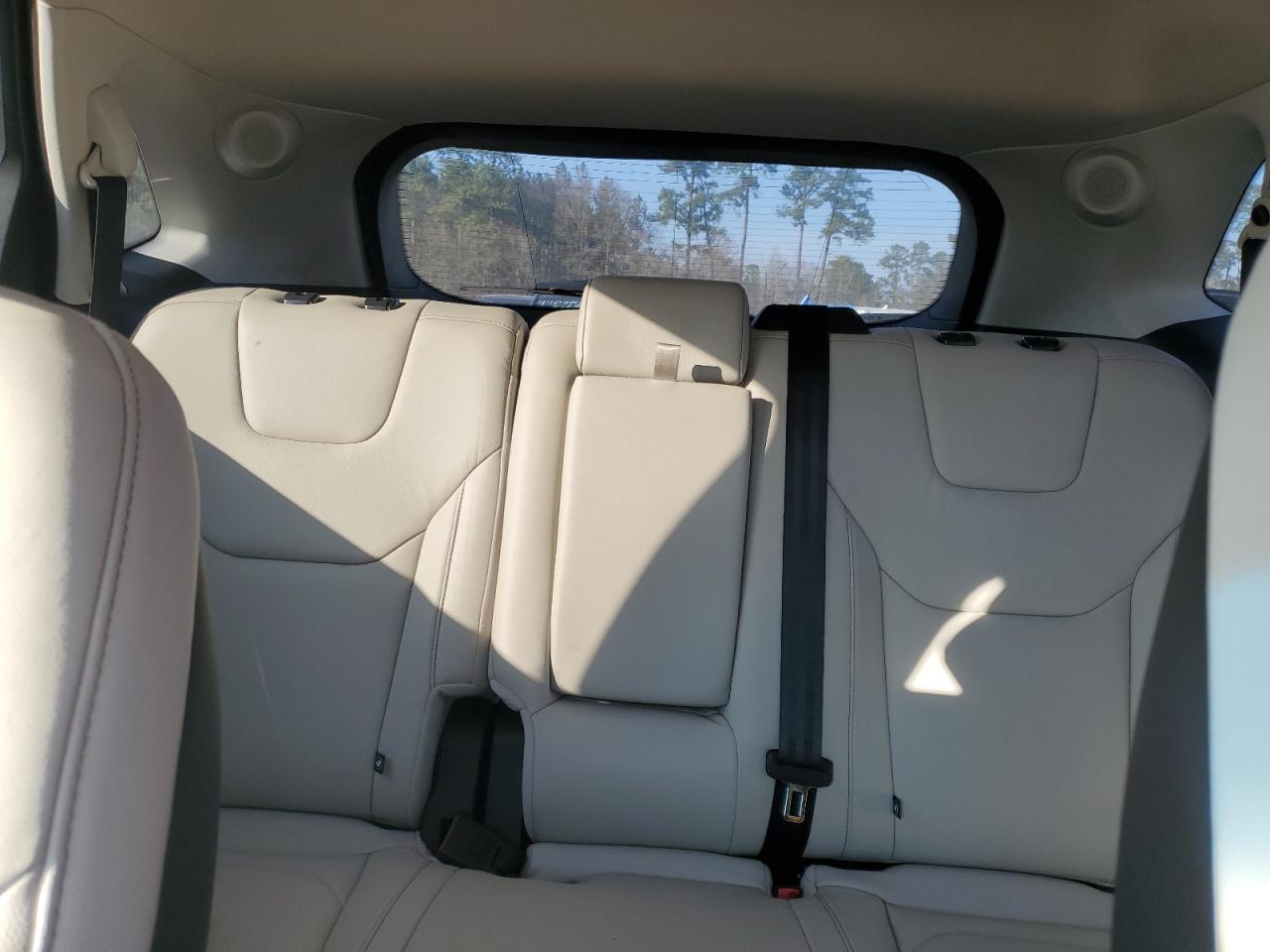 2020 Ford Edge - Image 10